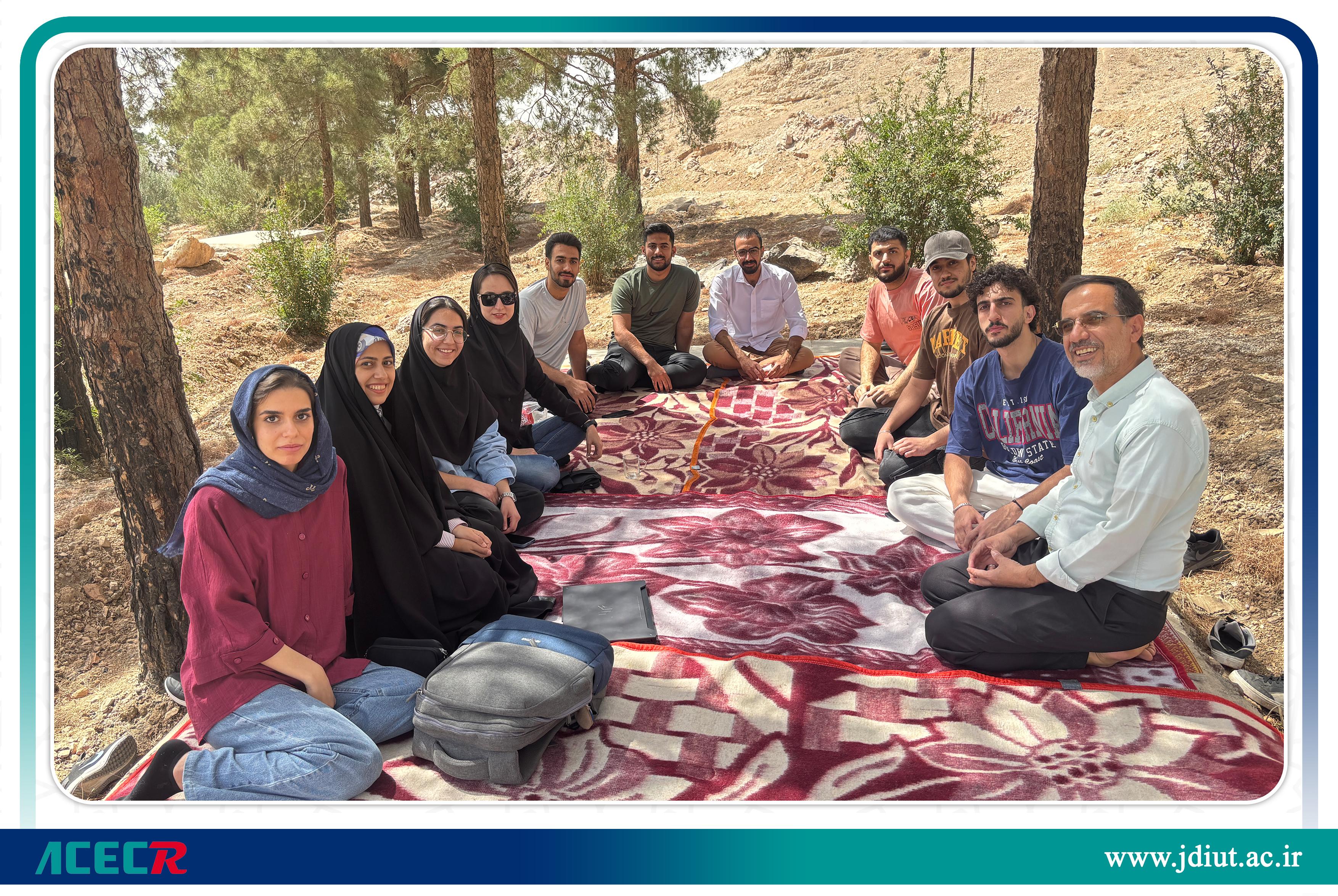 برگزاری اردوی درون دانشگاهی کانون کارِ ما سازمان دانشجویان جهاد دانشگاهی واحد صنعتی اصفهان