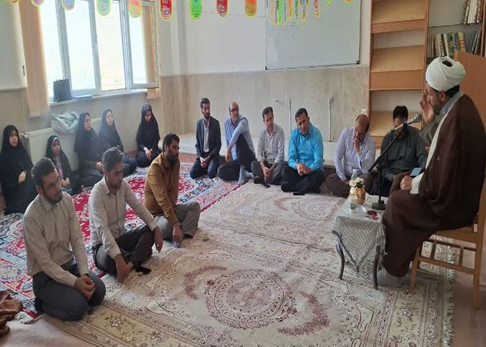  برنامه « سخنرانی و مولودی خوانی » بمناسبت عید سعید« غدیر خم » در واحد چهارمحال و بختیاری